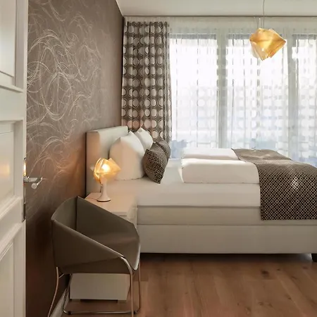 Apartment In Mit Garten, Sauna Und Terrasse Und Meerblick *